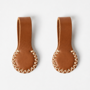 The Stella Clip - Charlie Brown - Toffee with Cream Stitching (2 pieces)